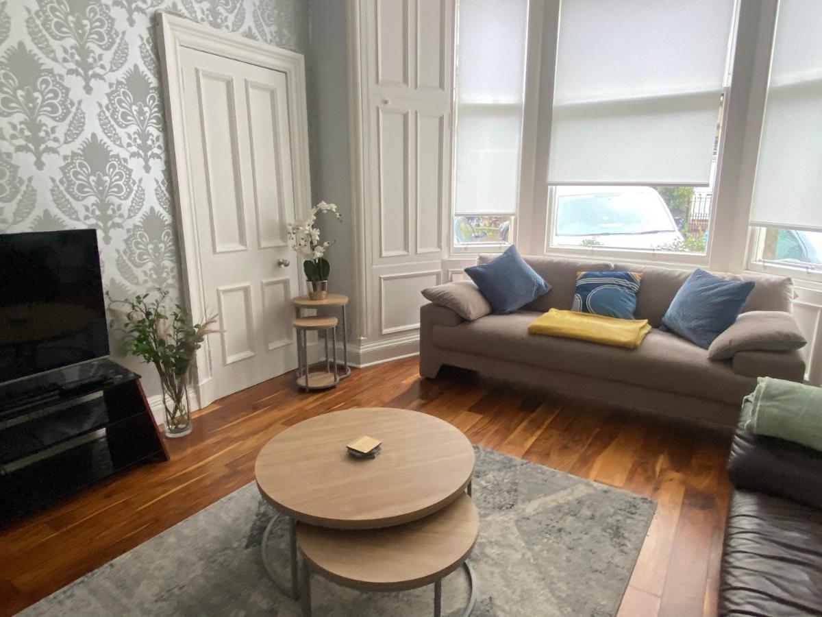 Appartement Lovely Main Door 2 Bed