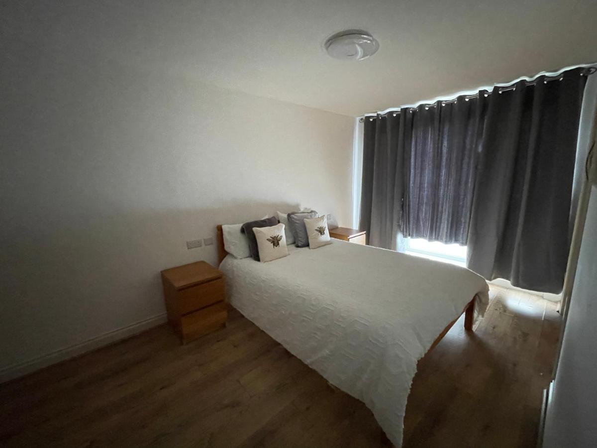 Apartment Br *