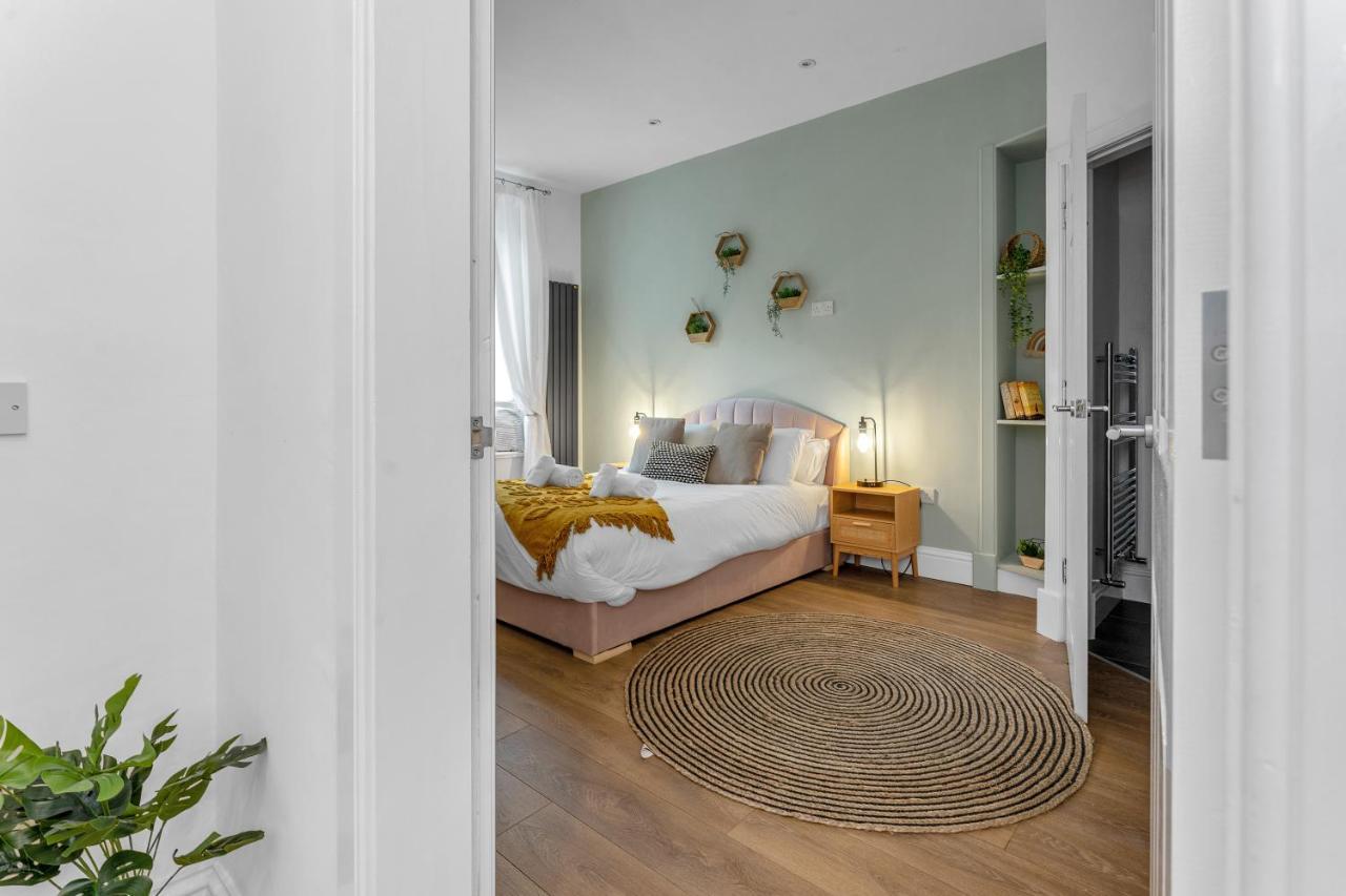 Apartment Cheerful - Jamson Pl 3 Bed