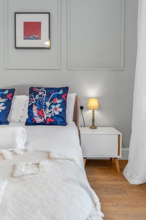 Cheerful - Jamson Pl 3 Bed EDI