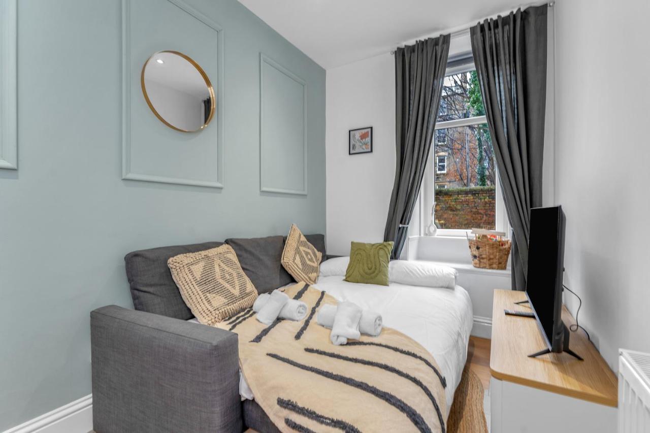 Cheerful - Jamson Pl 3 Bed EDI