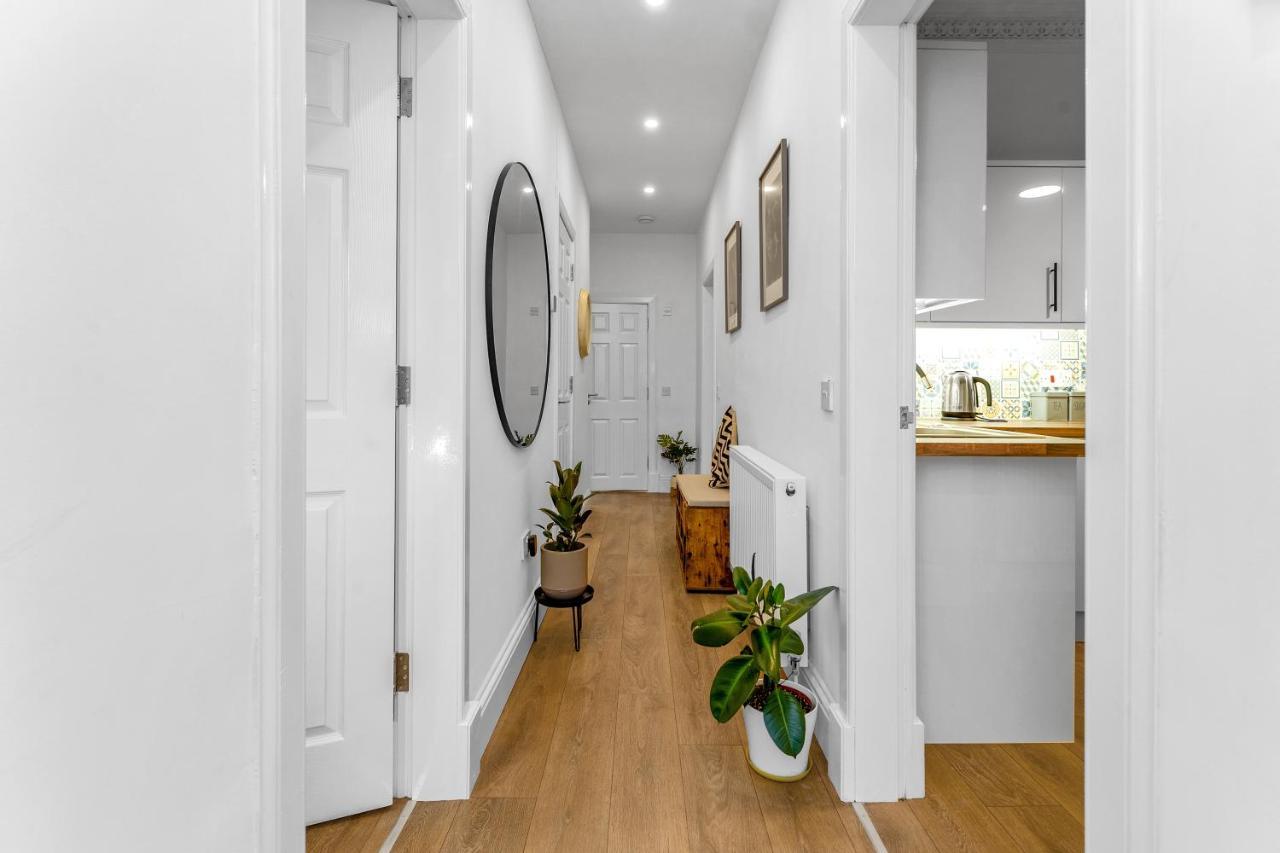 Cheerful - Jamson Pl 3 Bed *