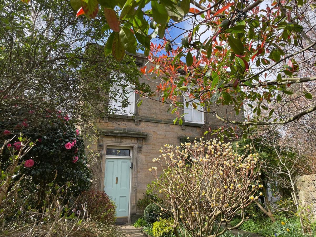 Large 3 Double Bedroom Period House With Parking * Édimbourg