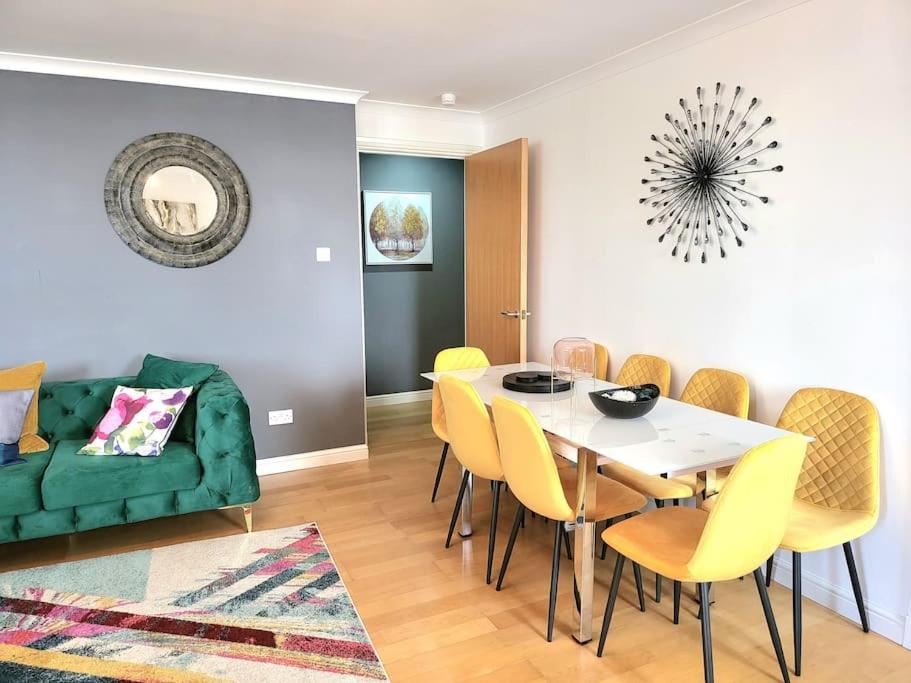 Apartment Beautiful Ocean Drive Apt-7 Beds Edinburgh