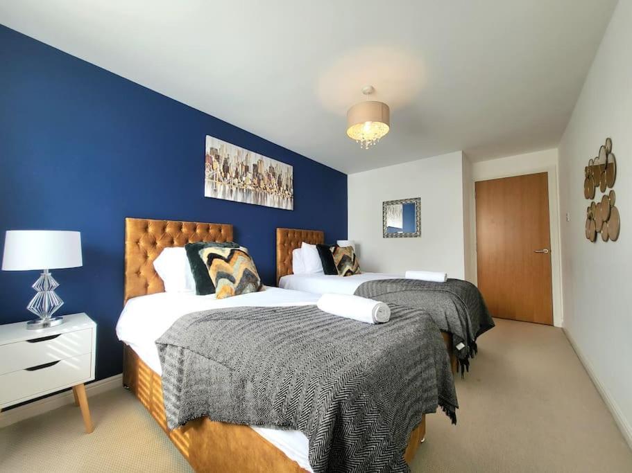 Beautiful Ocean Drive Apt-7 Beds