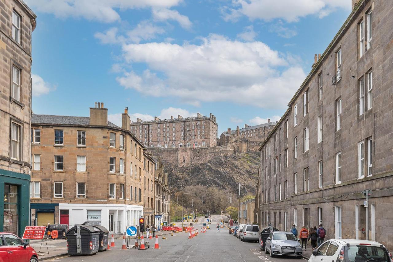 Spacious Ensuite In City Centre - Excellent Location Guest house Edinburgh