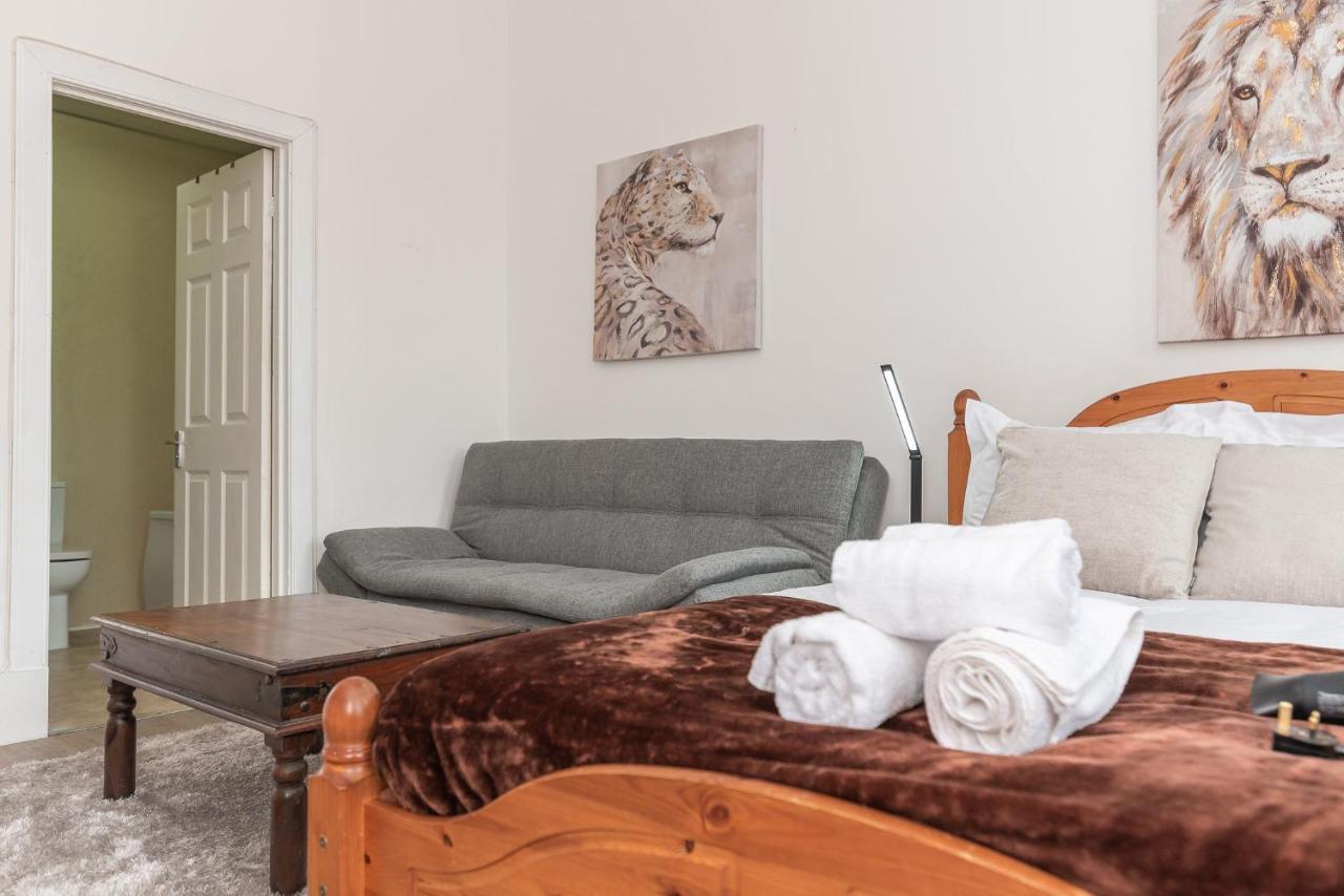 Contemporary 3 Bed City Centre - Ensuite * EDI