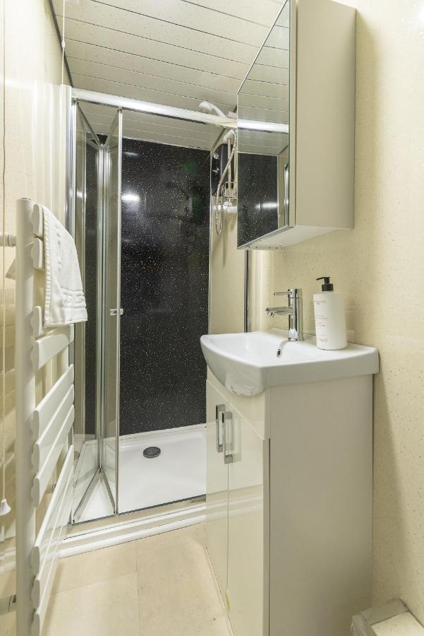 Contemporary 3 Bed City Centre - Ensuite *