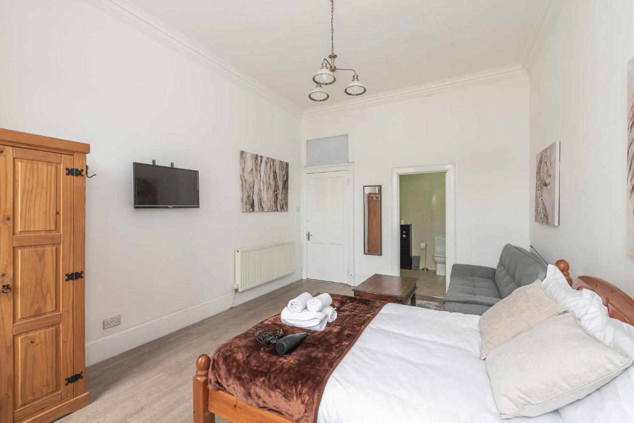 Contemporary 3 Bed City Centre - Ensuite Appartement