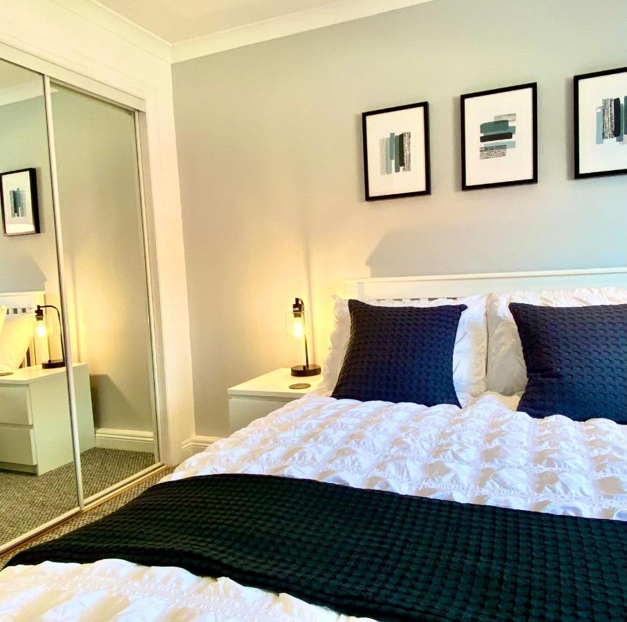 Corstorphine Townhouse: Spacious Near Murrayfield With Garden Holiday home Edinburgh