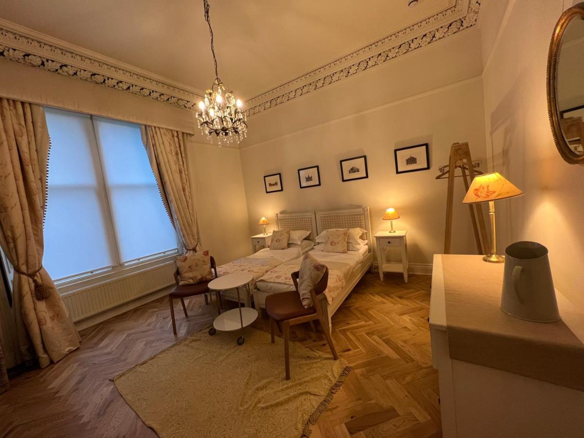 Wm Garden Apartment Edinburgh
