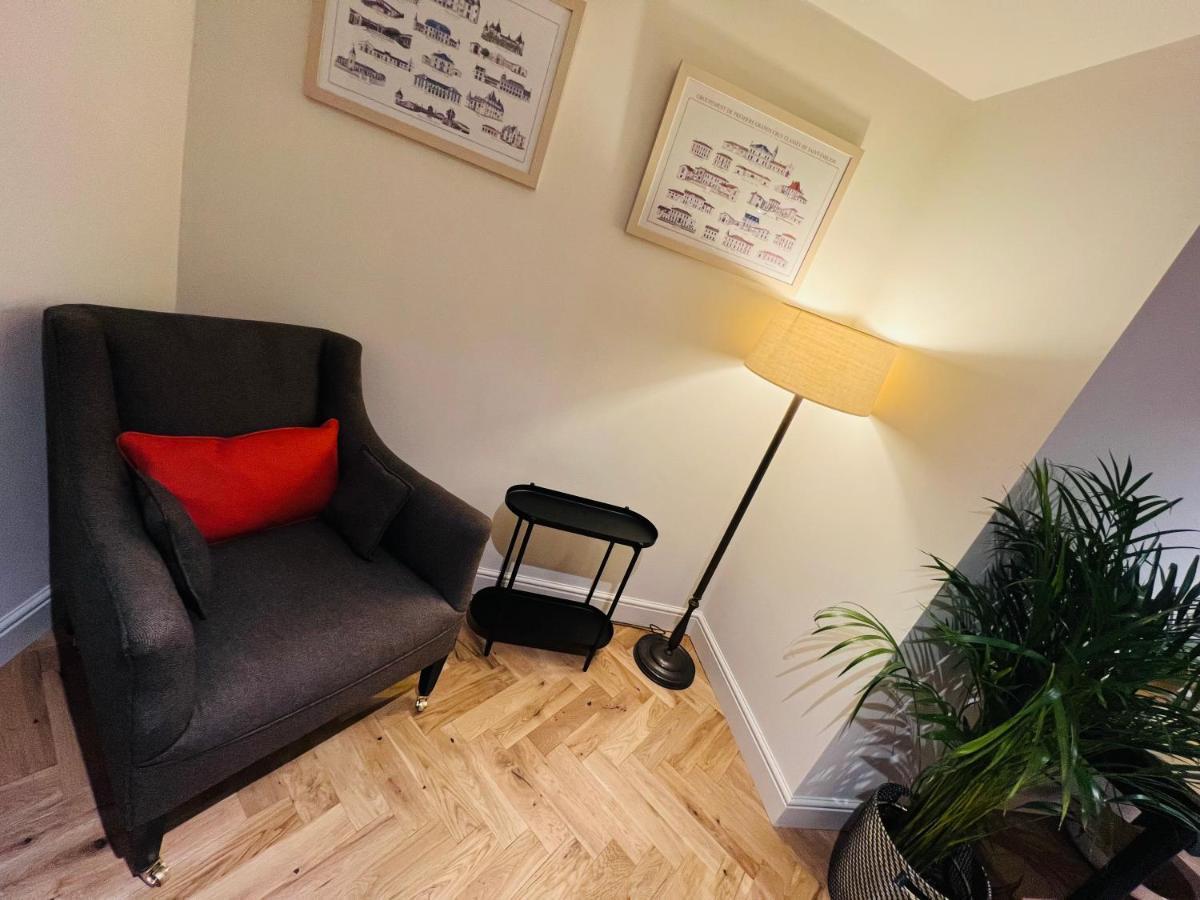 Wm Garden Apartment *