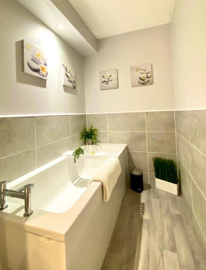 Holiday home Corstorphine Townhouse: Spacious Near Murrayfield With Garden *