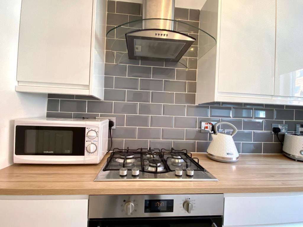 Corstorphine Townhouse: Spacious Near Murrayfield With Garden Edinburgh