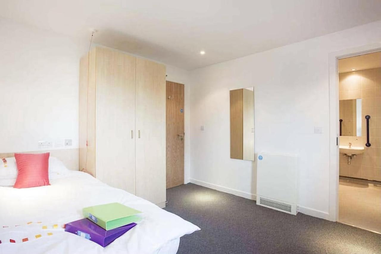 Hostel College EDI