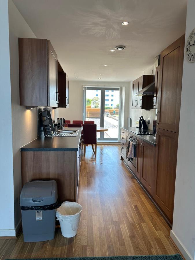 Stunning Waterfront Western Harbour Appartement