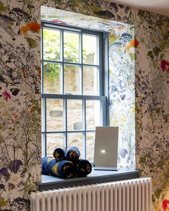 Circus Lane 4 Bed Mews In Picturesque