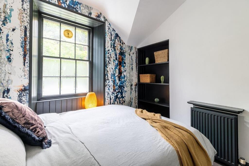 Circus Lane 4 Bed Mews In Picturesque Holiday home Edinburgh