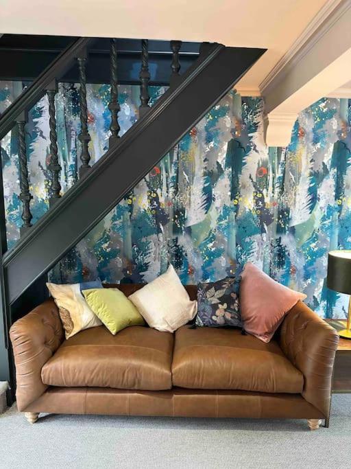 Circus Lane 4 Bed Mews In Picturesque Holiday home Edinburgh