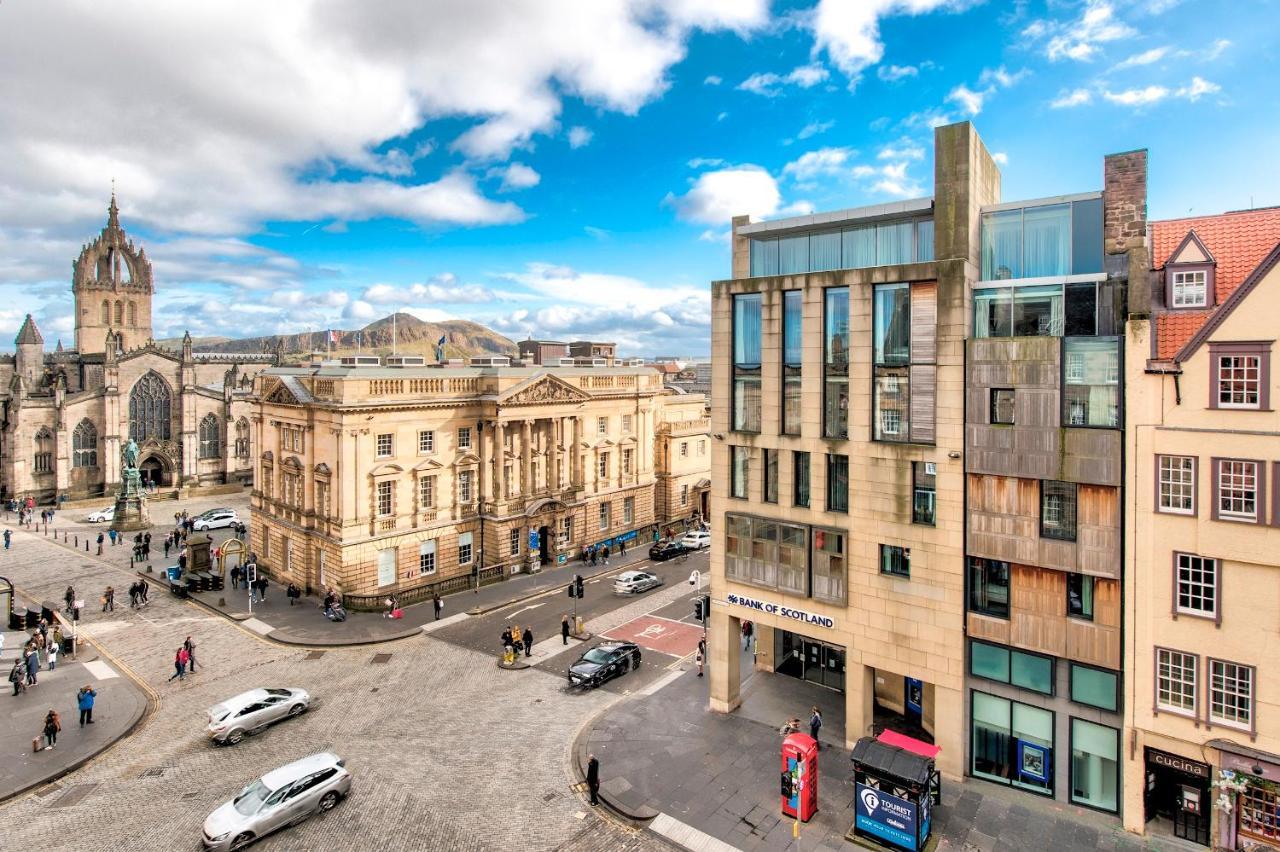 Apartment Pass The Keys Modern 3 Bed Flat On The Historic Royal Mile *