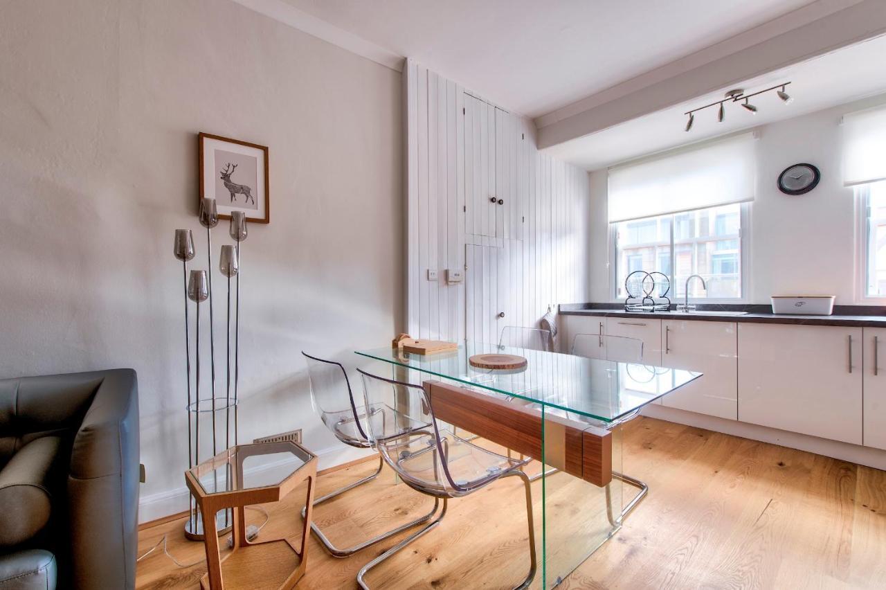 Apartment Pass The Keys Modern 3 Bed Flat On The Historic Royal Mile Edinburgh