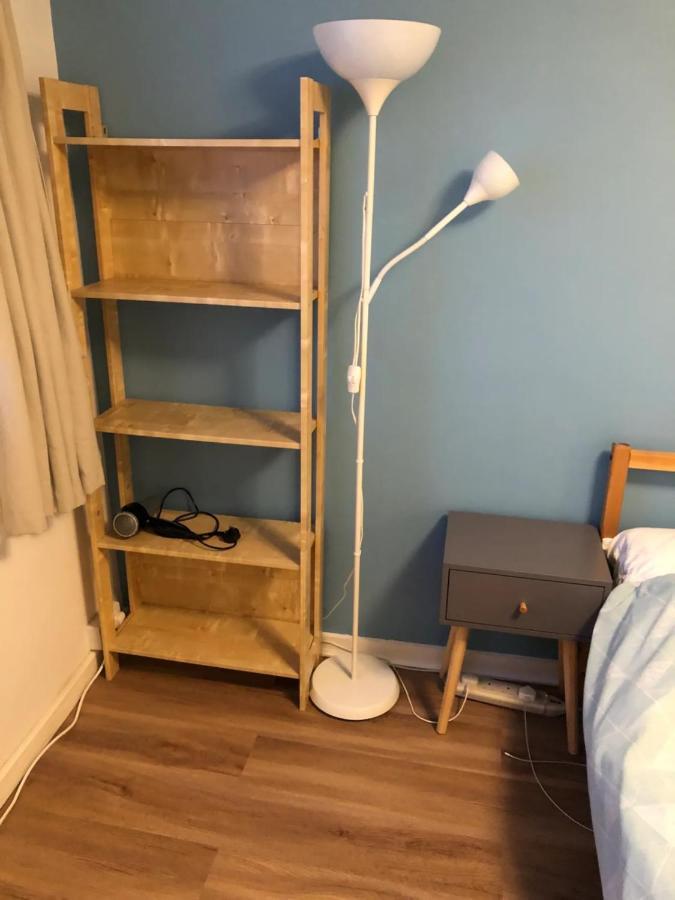 Inviting 1bd Flat In Appartement *