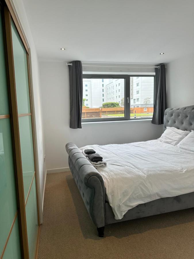 Stunning Waterfront Western Harbour Appartement