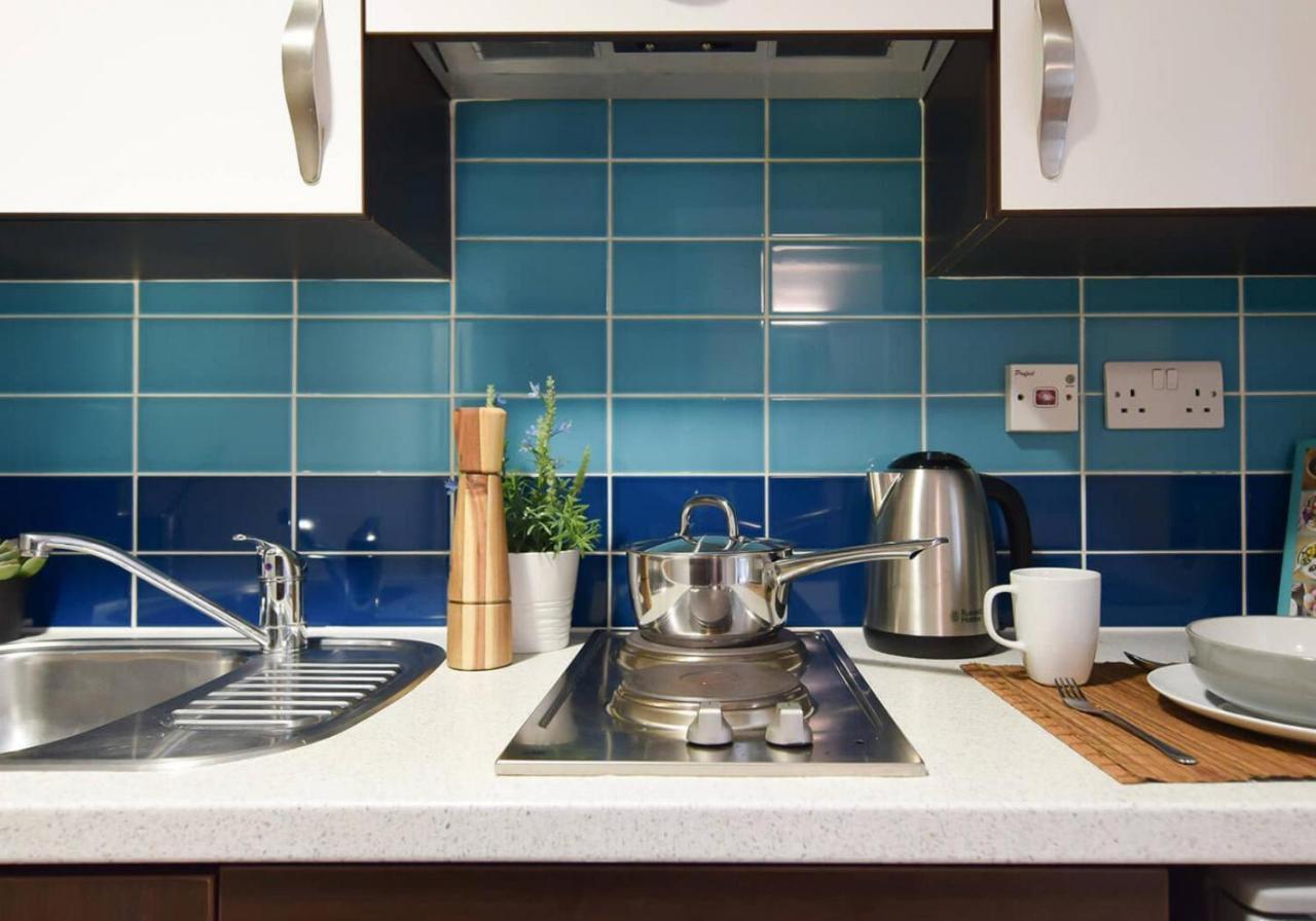 And Ensuite Bedrooms With Shared Kitchen At Fountainbridge In Appartement *