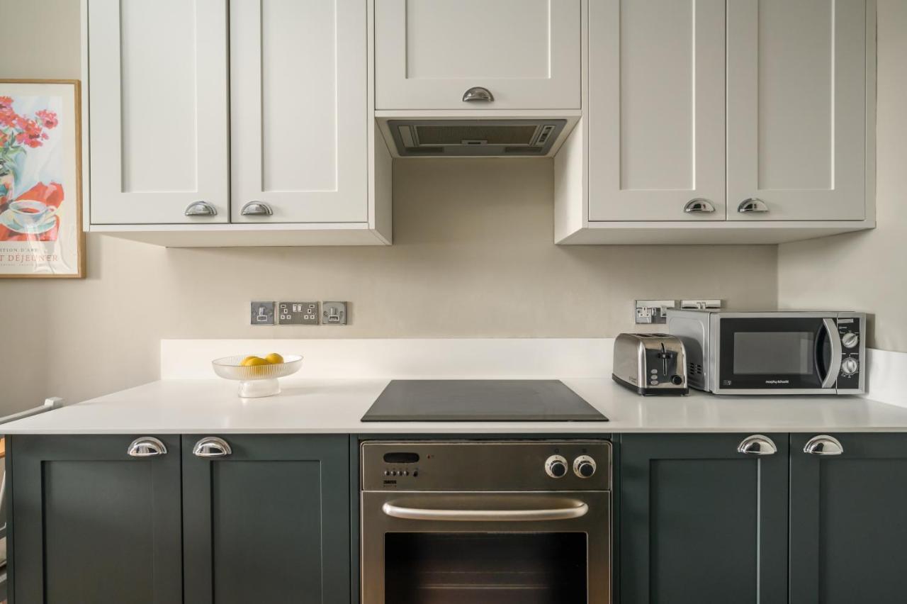 Apartment 2br New Town Castle View