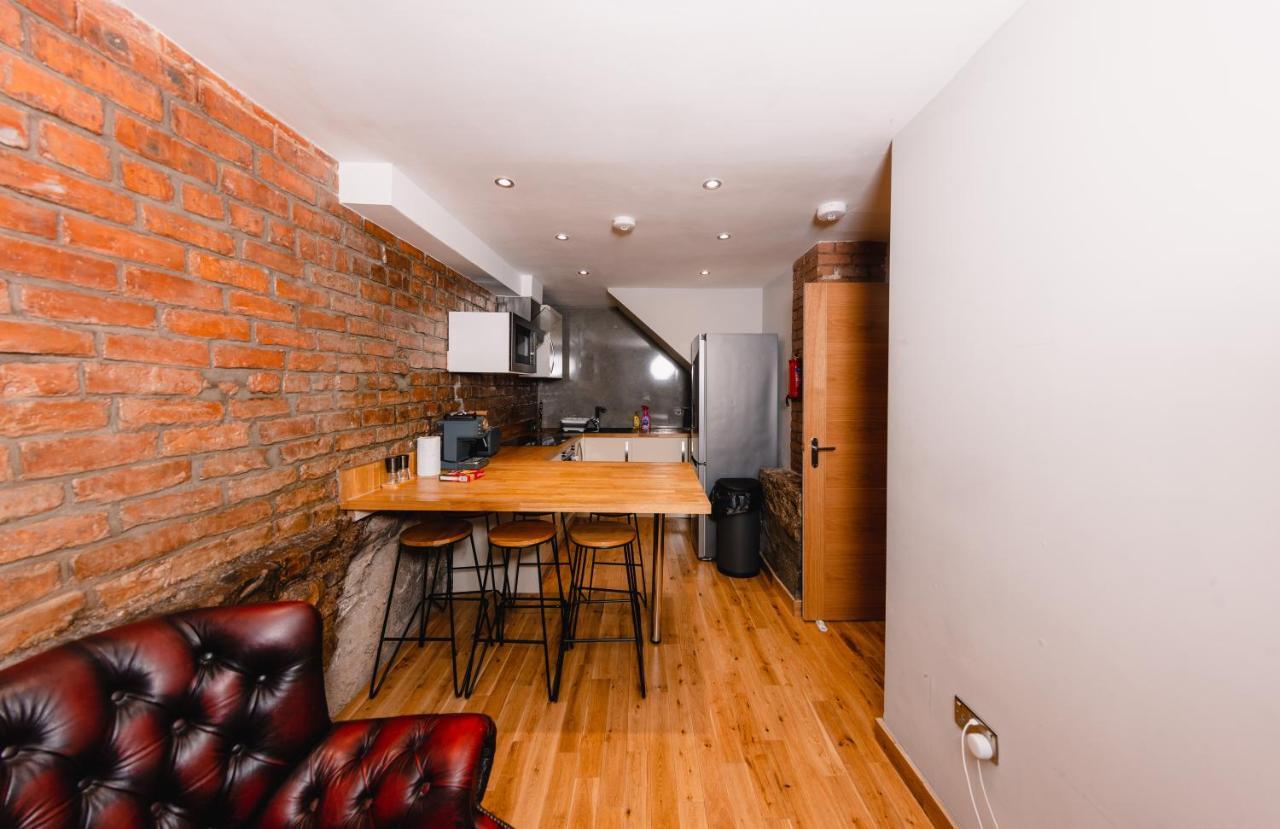 Superb Luxury Quality On Canal Apartment *