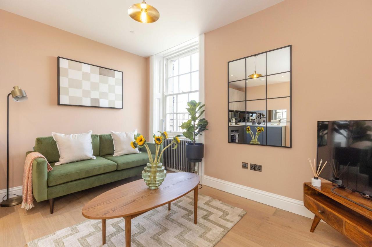 Dragon Luxury Serviced At Walker Street Apartment