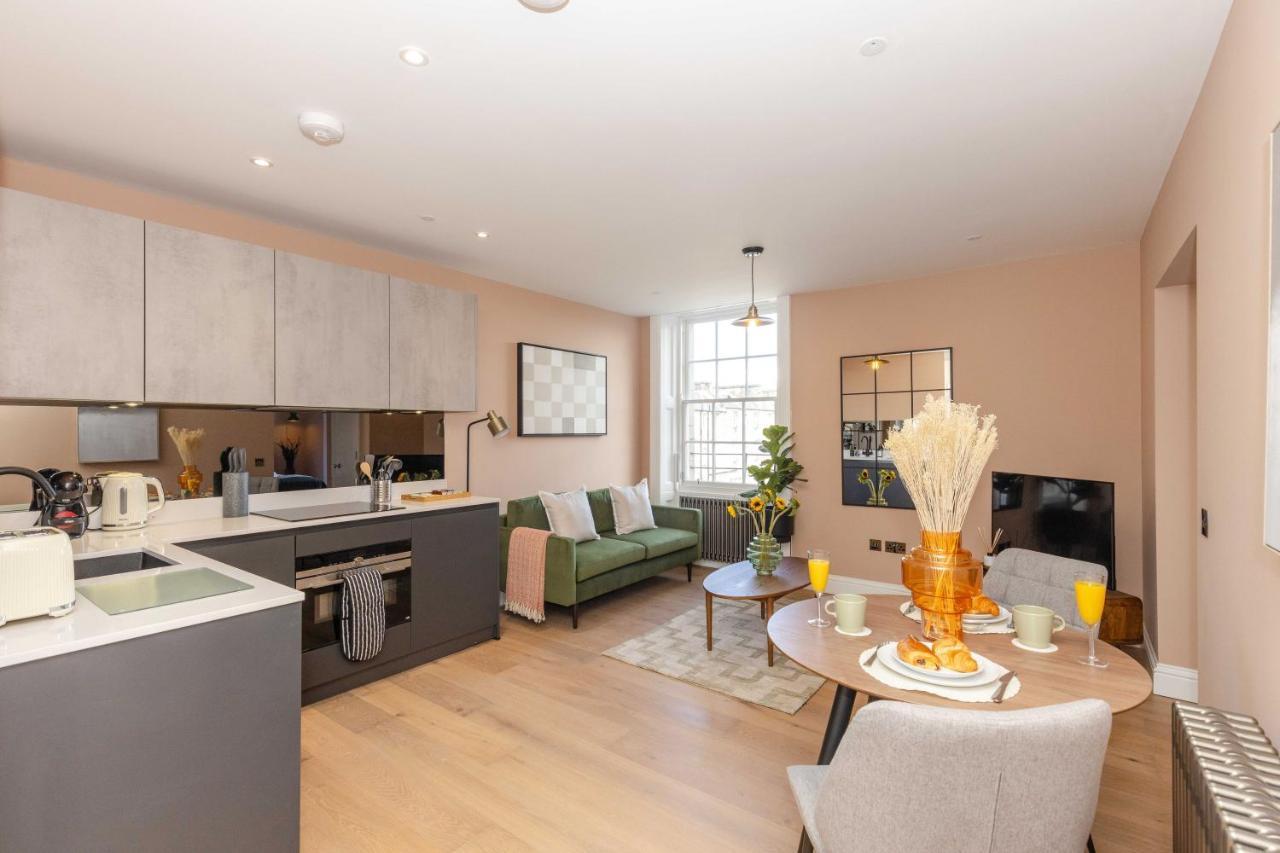 Apartment Dragon Luxury Serviced At Walker Street Edinburgh