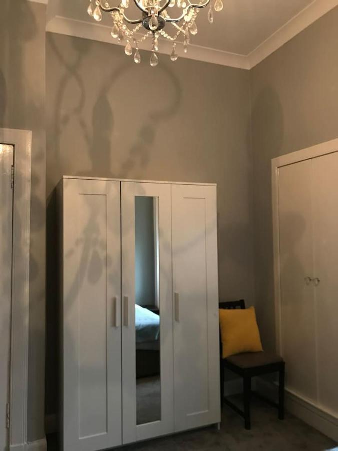 Grange Lone Entire With Two Double Beds