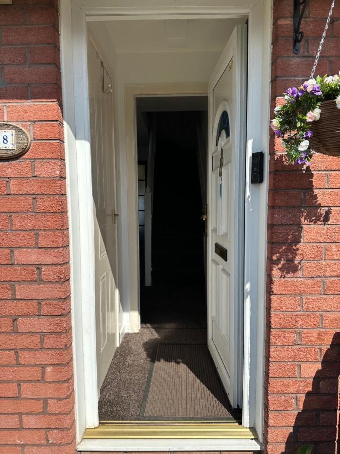 Peaceful Private With Free Parking And Wifi Apartment Edinburgh