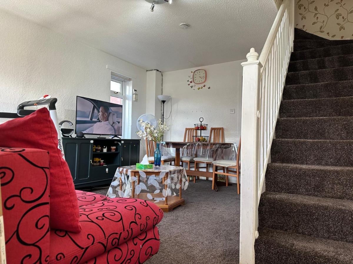 Peaceful Private With Free Parking And Wifi * Edinburgh