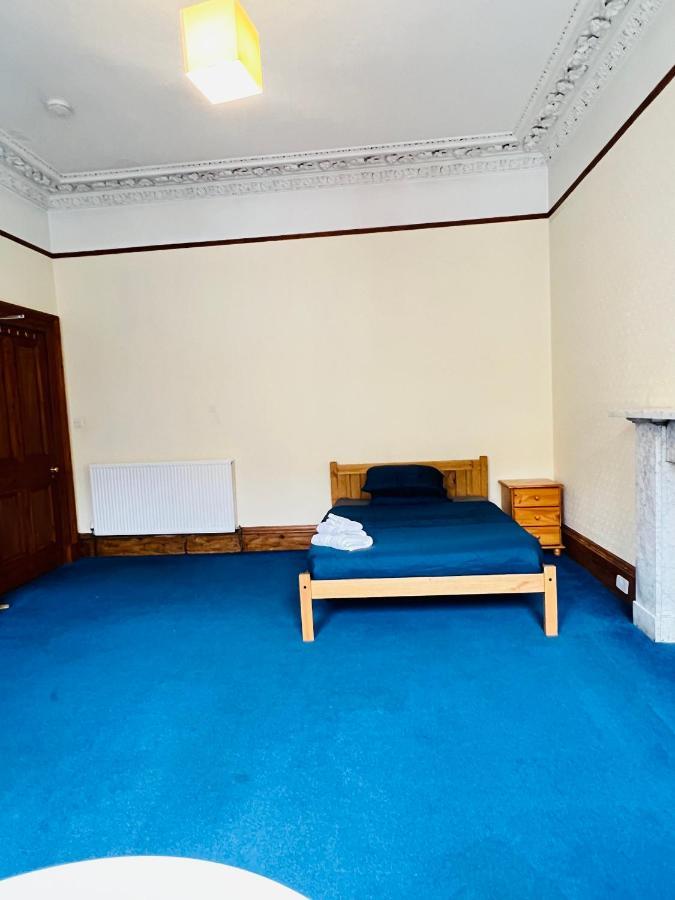 Massive 5bed 2bath Flat Available For Fringe Festival Appartement Édimbourg