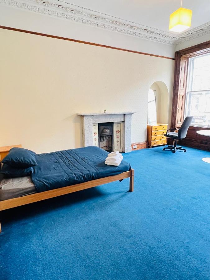 Massive 5bed 2bath Flat Available For Fringe Festival Appartement *