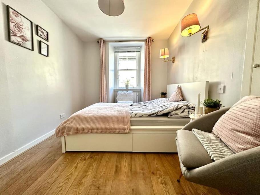Centre Hidden Hideout For 2 Edinburgh