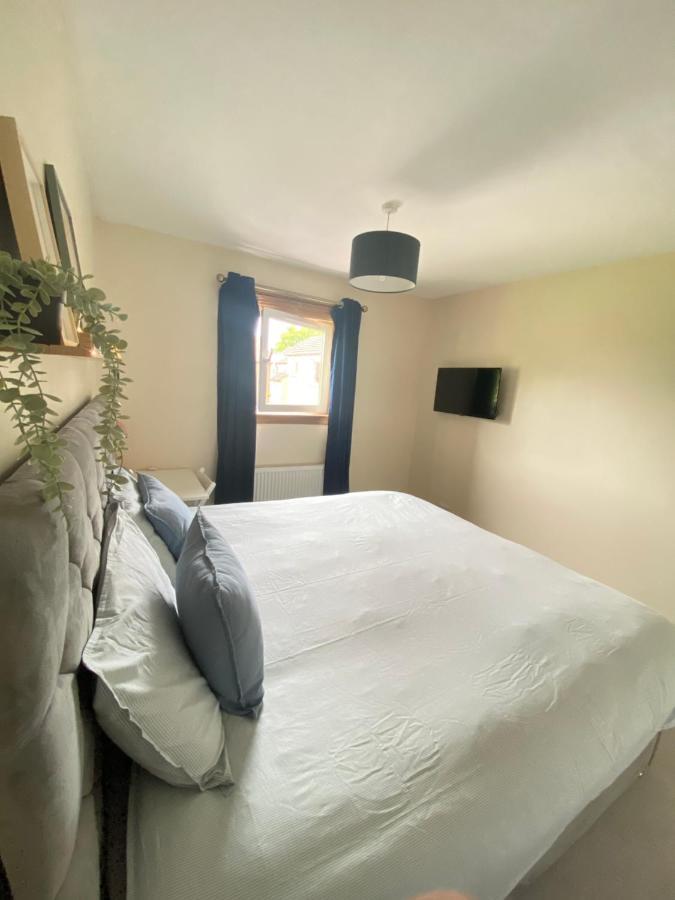 Cozy Bedroom In Shared With Free Parking *