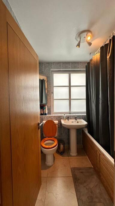 Hidden Gem:4bedroom In The Hébergement de vacances