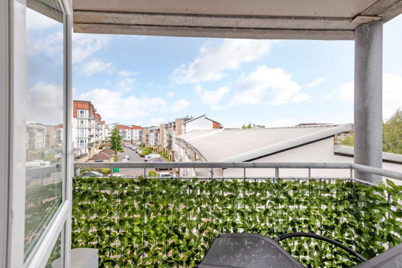 Joivy Elegant Flat With Balcony Édimbourg