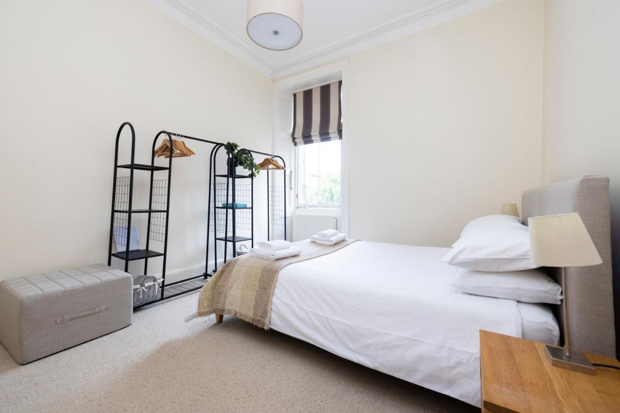 Apartment Tasteful 1-bedroom Near Meadows *