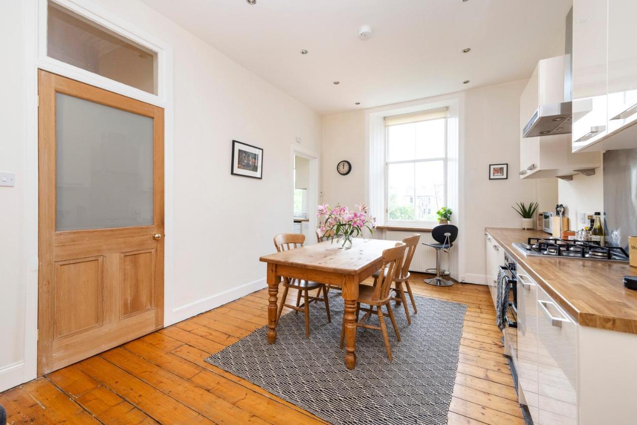 Apartment Tasteful 1-bedroom Near Meadows *