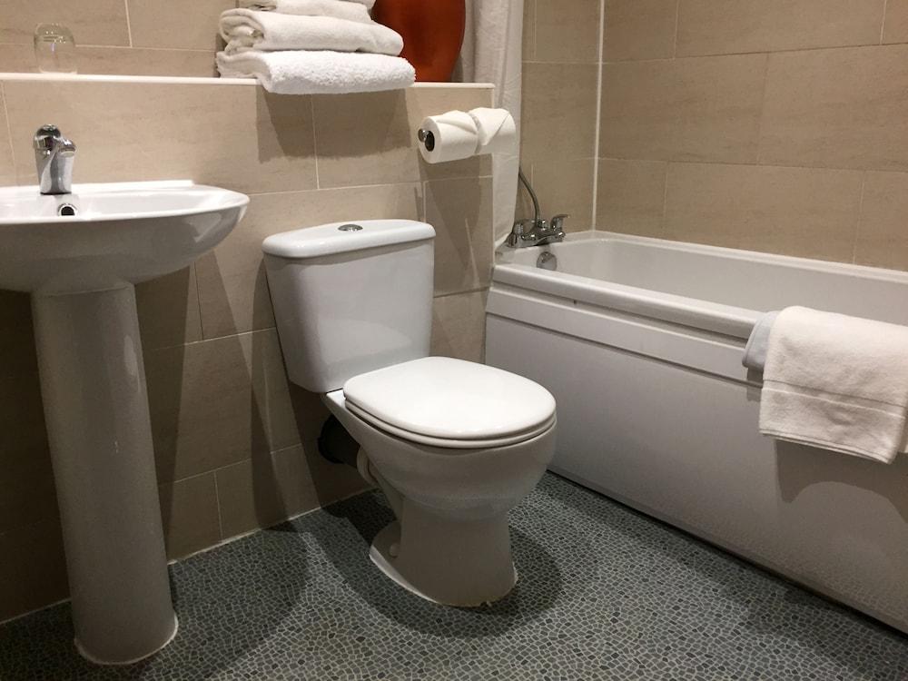 Fountain Court - Harris 4* Edinburgh