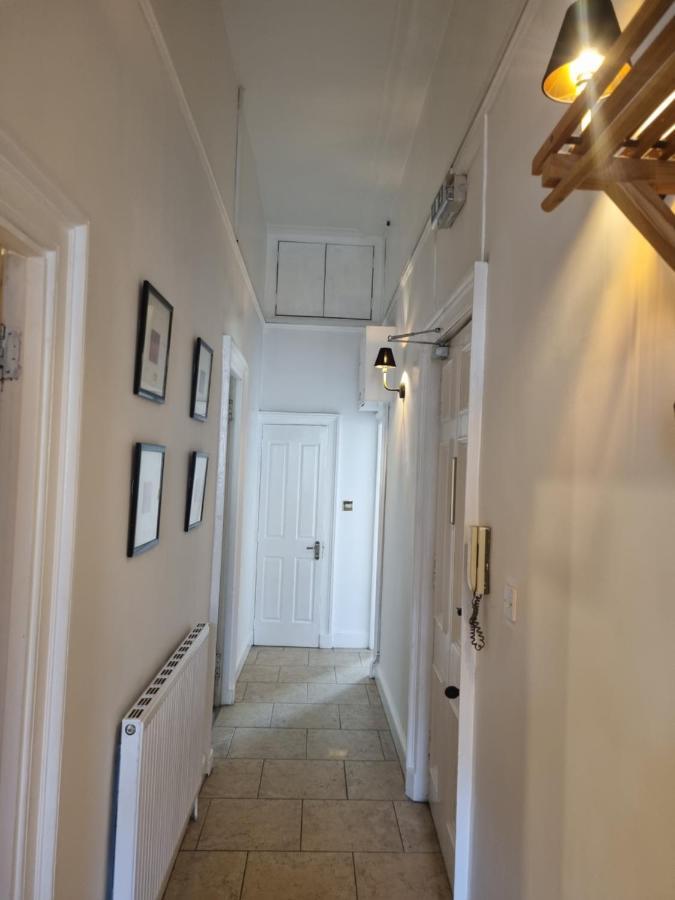3 Double-bed Georgian In Prime Location Apartment Edinburgh