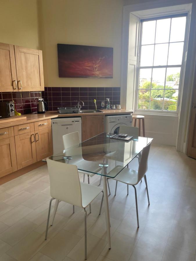 Private Guest In Georgian Townhouse In Centre Homestay Edinburgh