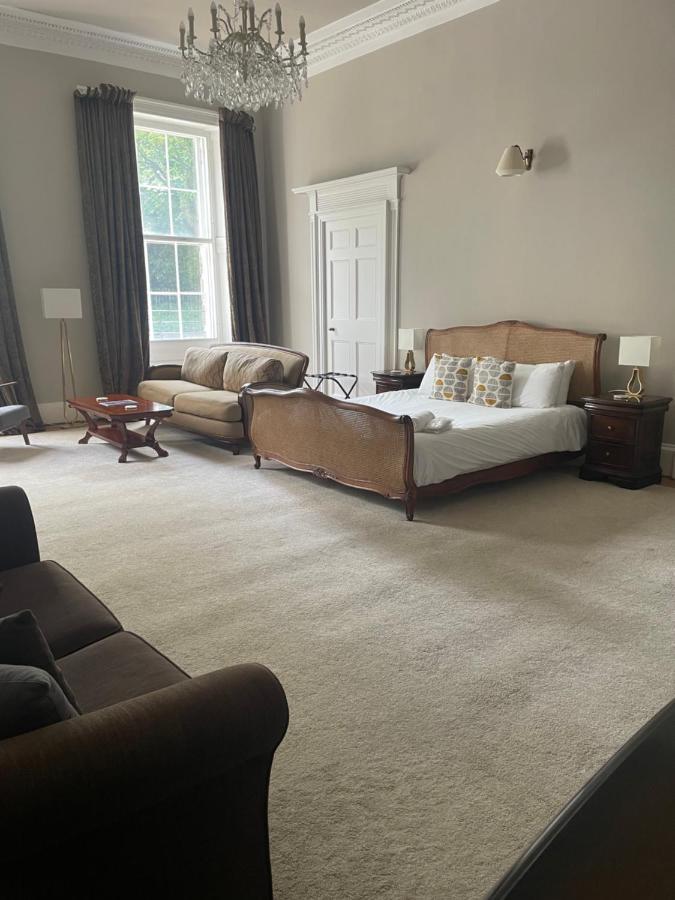 Private Guest In Georgian Townhouse In Centre Homestay Edinburgh