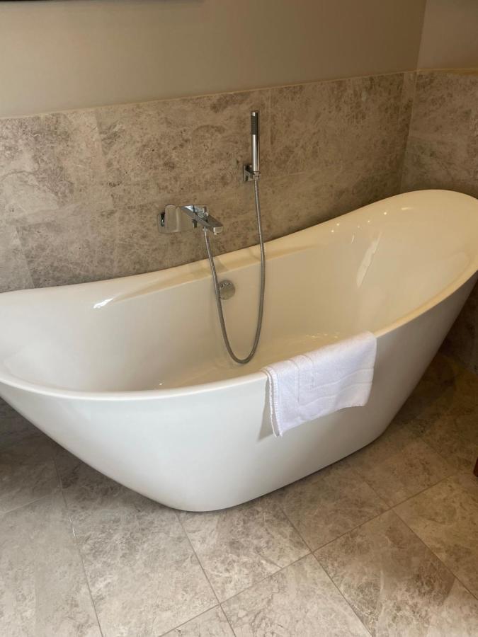 Private Guest In Georgian Townhouse In Centre Homestay