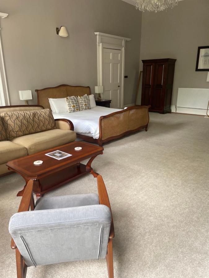Private Guest In Georgian Townhouse In Centre Homestay