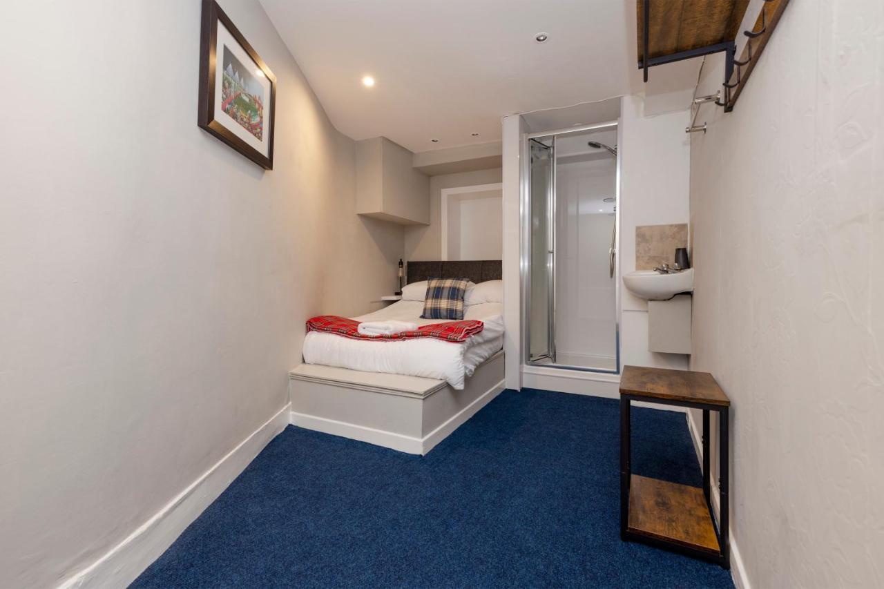 New Town Hostel *